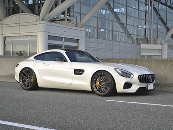 サラッとしながら攻めるとこは攻めてます！！メルセデスAMG GTSカスタム☆の画像