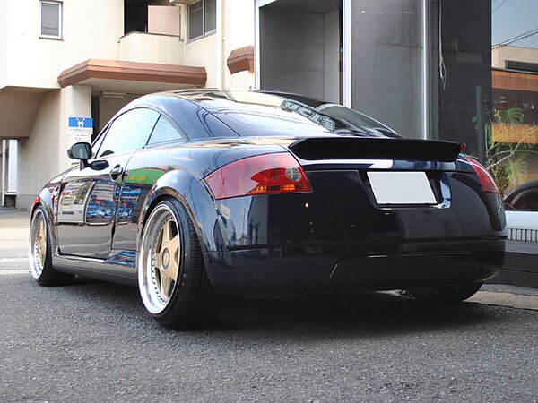 AUDI TT on FUTURA18″☆の画像