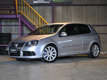 Volks Wagen GOLF5 R32 3Dr LHD 6MTのイメージ
