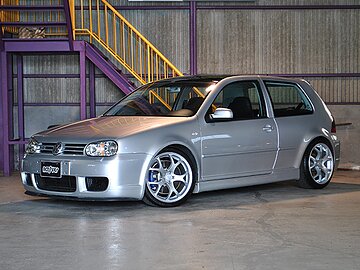 Volks Wagen GOLF4 R32 DSG 3Dr LHDのイメージ