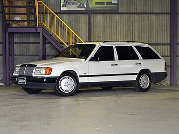 Mercedes Benz 230TE 5.6 V8 LHDのイメージ